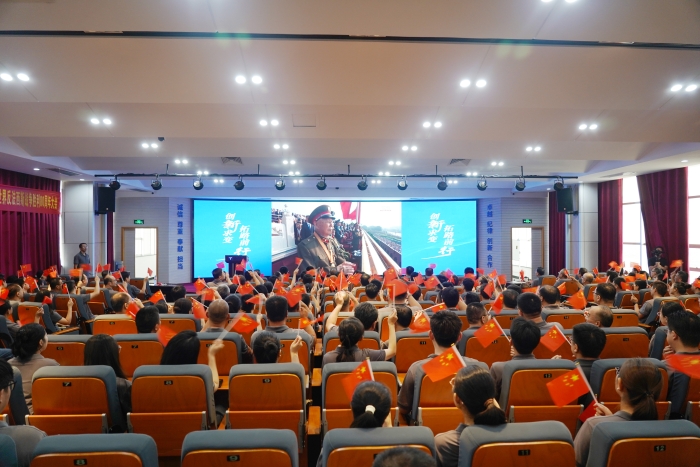 一码中内部资料联系方式